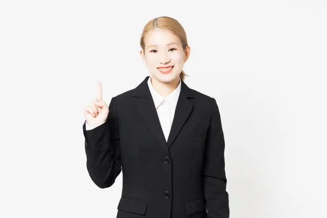 その靴は葬儀にはいてもOK？チェックリスト