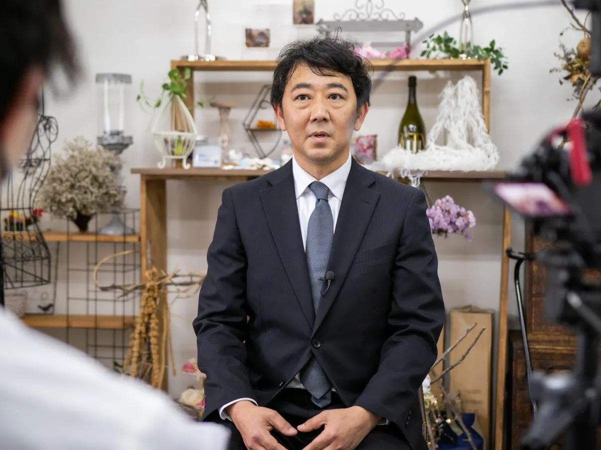 泣いて喜ばれ葬儀の世界へ