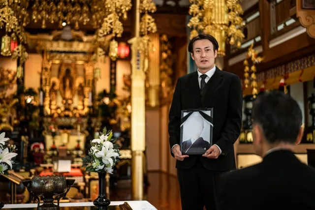 喪主挨拶でカンペはOK！そのままコピペで使える例文も紹介