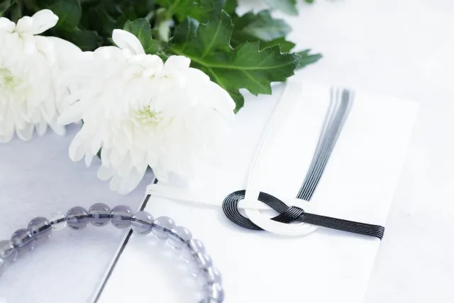 家族だけの葬儀に参列する際のマナー