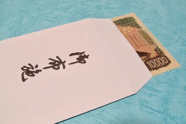 お布施を入れる袋の選び方