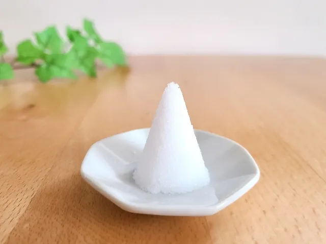 盛り塩の正しい場所と効果とは?置いてはいけない場所、風水の基本知識を解説