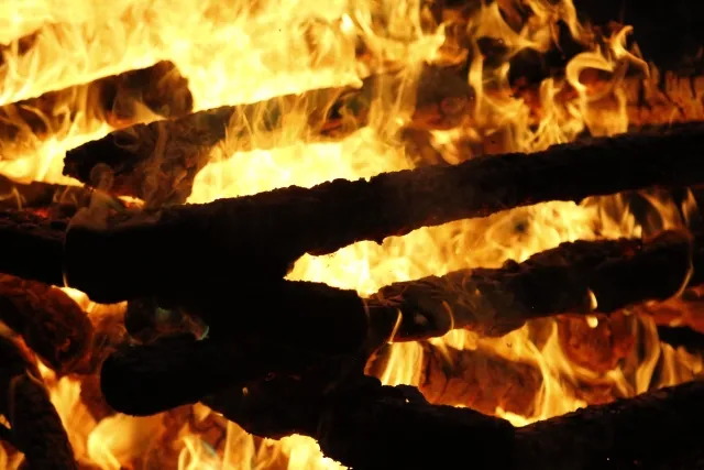 火葬の時間はどれくらいかかる？流れや待ち時間の過ごし方も詳しく解説