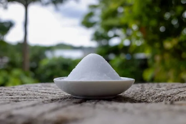 日常生活における清めの塩の使い方