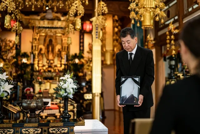 出棺の儀の挨拶は喪主以外でもいい？