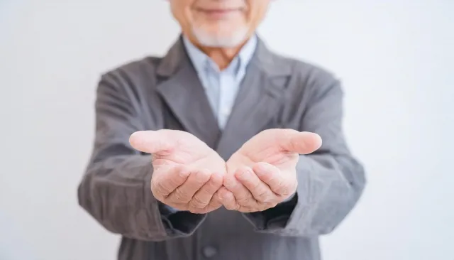 ご厚志を渡す時のマナーは?