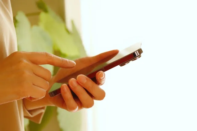 会社に身内が亡くなった報告をする手順！言い方や例文3つも紹介