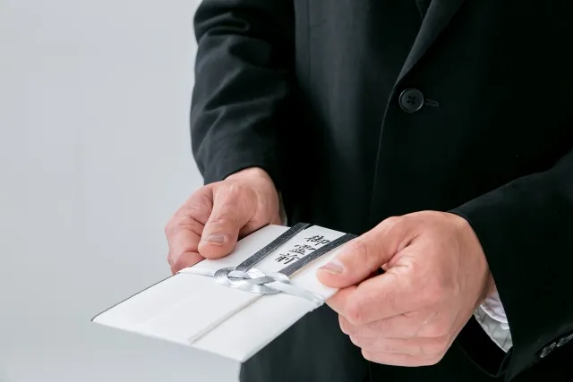 「新生活」のお香典とは?意味や金額・渡し方のマナーまでわかりやすく解説