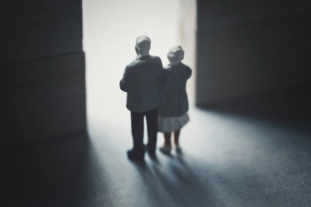 死亡した人の戸籍謄本で出生から死亡まで必要なのはどうして？