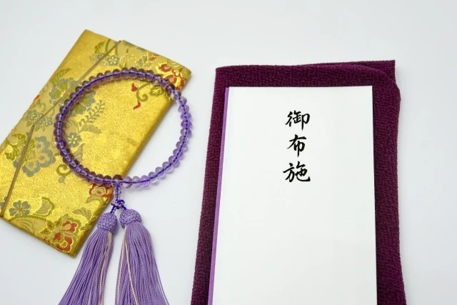 神戸市内のお寺で実際に払われたお布施の金額