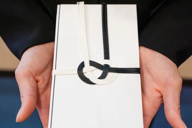 香典の渡し方のマナー