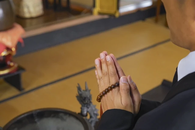 現代のお通夜の流れの変化と家族葬での違い