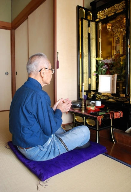 陰膳を行うメリットや効果は？