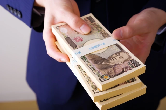 霊感商法被害1,237億円の手口