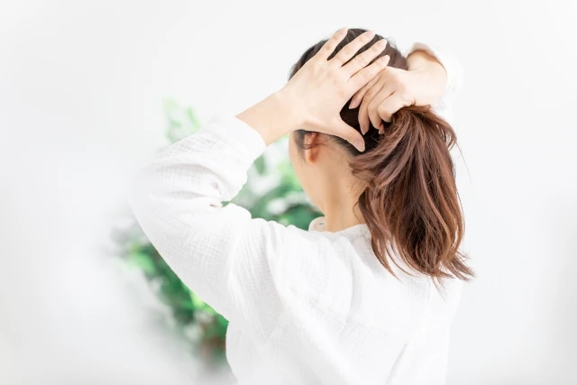 芸能人のお葬式の髪型に見るOK例とNG例