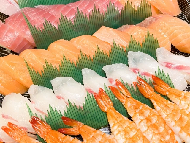 精進落としとはどんな会食？実施時期・料理・マナーと宗派ごとの違いも紹介
