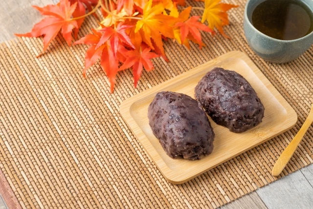 ぼた餅とおはぎの違いは?秋のお彼岸で供えるのはどっち?