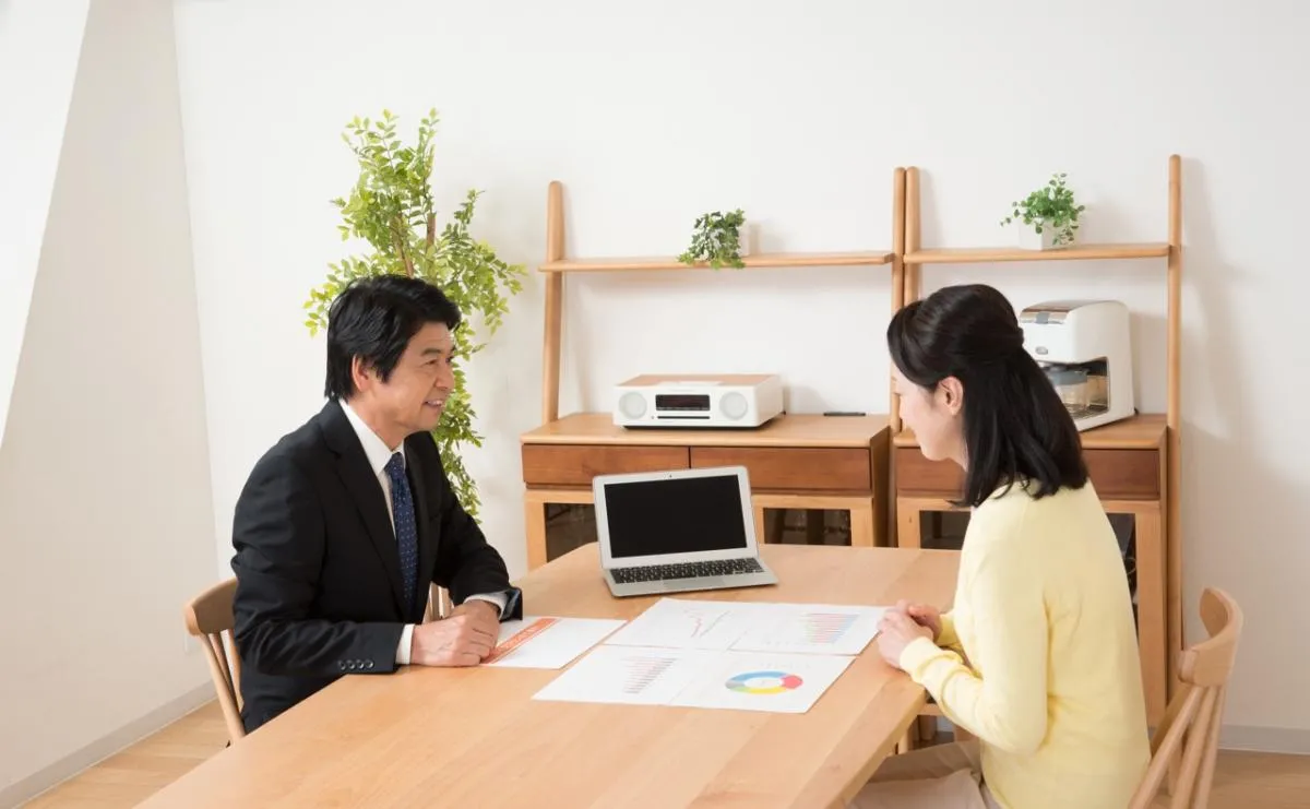 葬儀社への電話では何を言えばいい?問い合わせる前に考えておくポイント