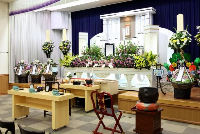 火葬式（直葬）に供花を送る方法は？
