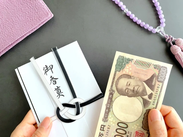 葬儀後の香典トラブルを防ぐ!送り方や香典返しのマナー解説