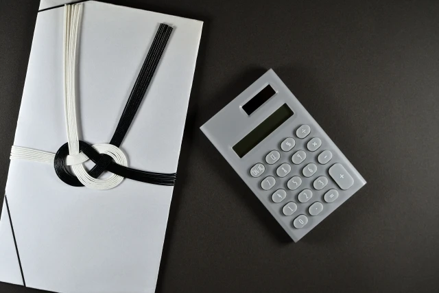 家族葬の費用は誰が払うのか？ 支払い相場やトラブル回避方法まで徹底解説